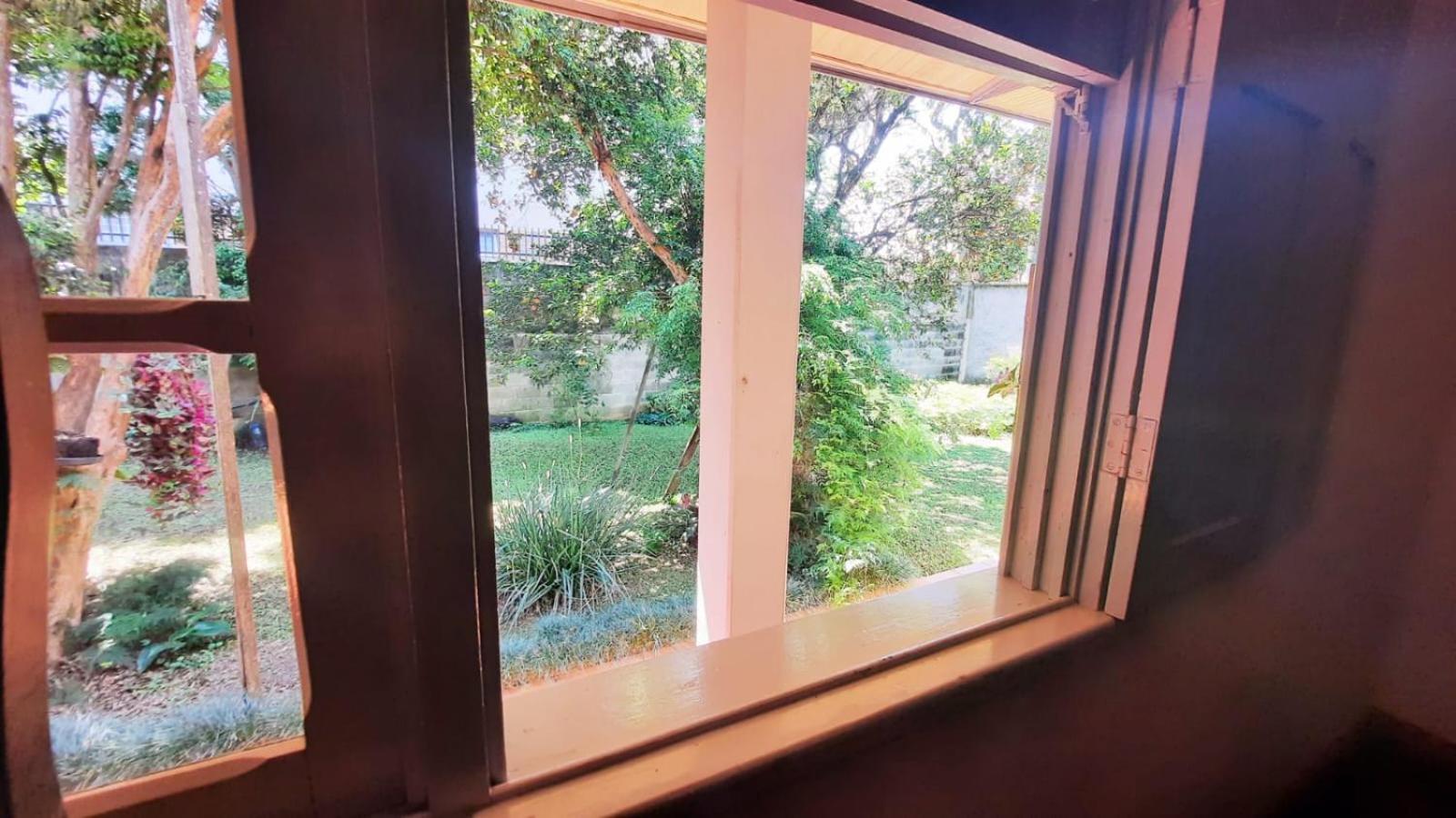 Memora Guesthouse Curitiba - Quartos Em Casa Proximo Ao Parque Bacacheri الغرفة الصورة